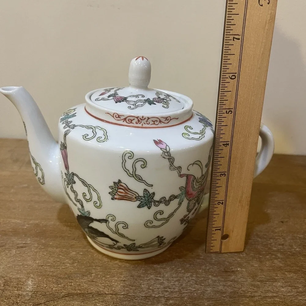 VTG Chinese Jingdezhen Style Porcelain Teapot Butterfly Floral Chinoiserie Asian